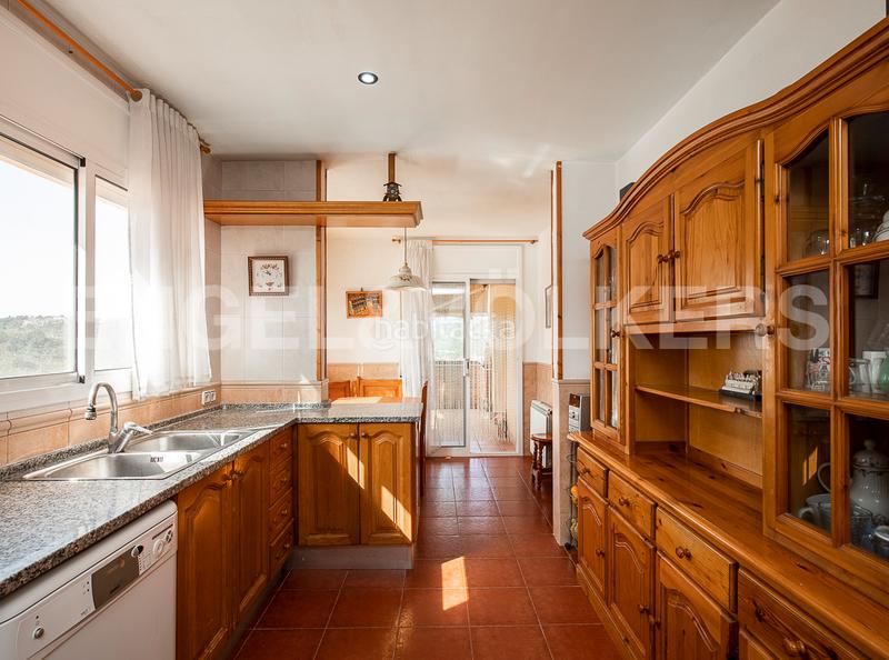 Foto 51521c51-8bd6-48a8-9102-028f94921464. Maison avec chauffage parking piscine dans Canyelles