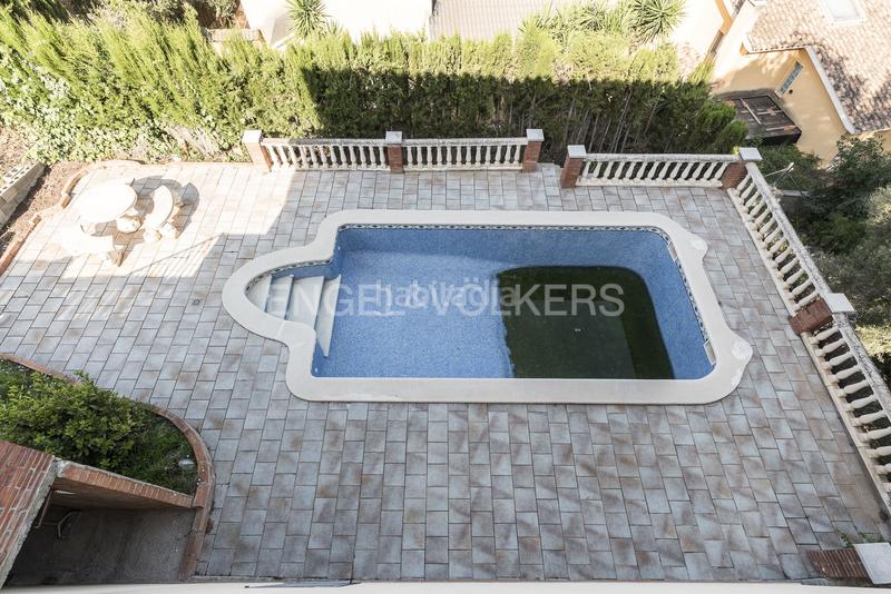 Foto 6d420913-f646-467a-8501-df625a3e2d2e. Maison avec chauffage parking piscine dans Canyelles