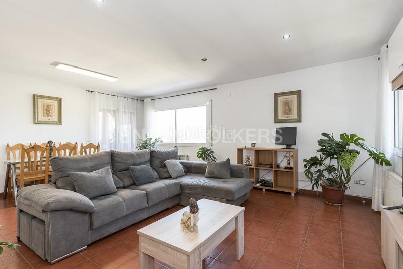 Foto e1e04da0-a3f1-466d-8963-b968e57ad5a9. Maison avec chauffage parking piscine dans Canyelles