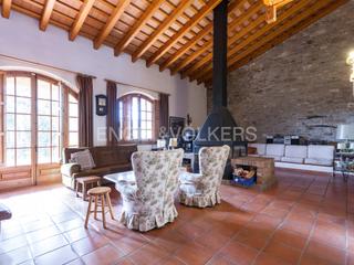 Masia a Collsuspina. Masía catalana en la población de collsuspina