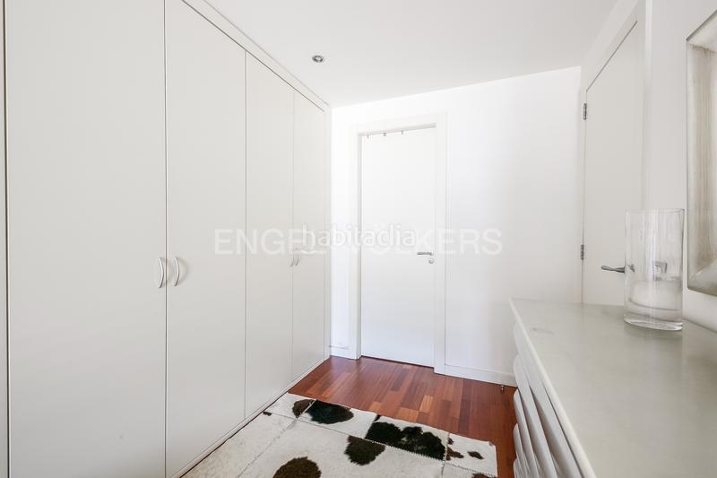 Foto b6413bda-d931-43b1-b698-0e56335d9a50. Alquiler apartamento encantador piso al lado del mar en Barcelona