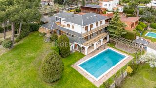 Haus in Lliçà d´Amunt. Casa con magnificas vistas en lliça damunt