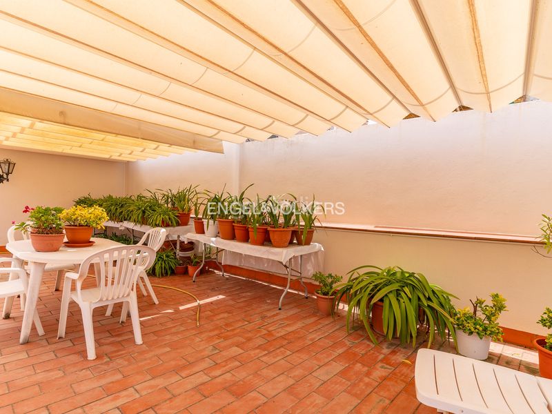Foto 470a5f29-1015-4555-8962-4c5da6482b59. Casa adossada amb calefacció a Centre Arenys de Mar