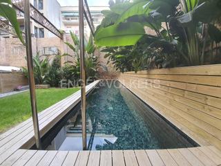 Piccolo appartamento in Raval. Piso de lujo con terraza, jardín y piscinas a dos pasos del merc