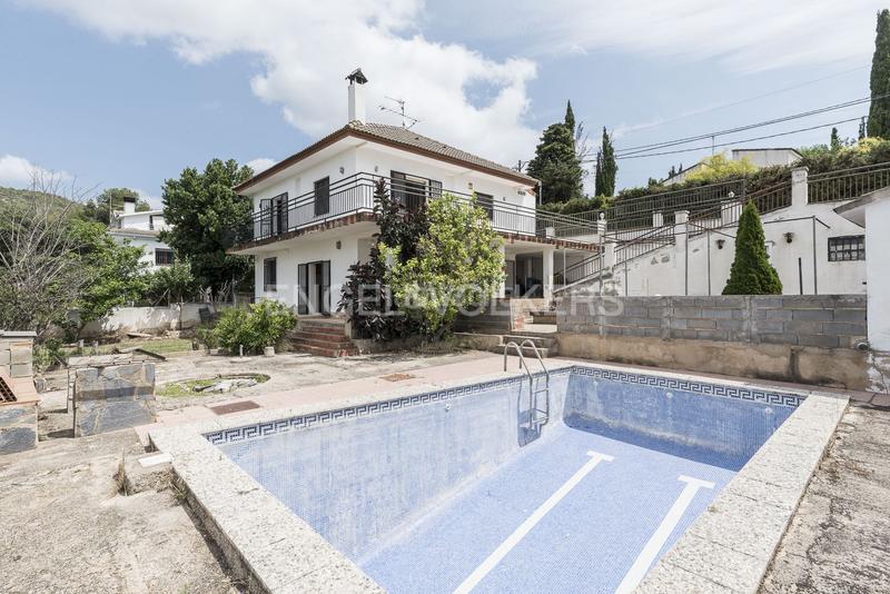 Foto cb25f176-6346-404c-8f7b-5e922b6a24a2. Haus mit heizung parking pool in Sant Jaume dels Domenys