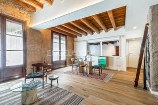 Apartament  Carrer de l'argenteria. Espectacular dúplex soleado y reformado en borne