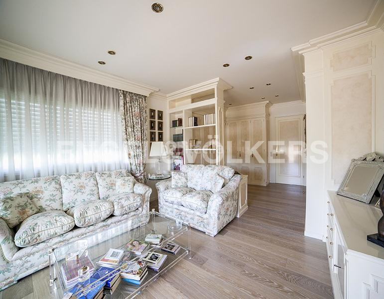 Foto 7bb6ef23-4daf-4c6a-925c-4b519874da6e. Casa amb calefacció aparcament piscina a Can Girona - Terramar - Vinyet Sitges