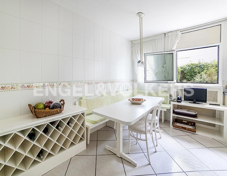 Foto db6588c4-2da5-466d-a409-0cca1ee3d913. Casa amb calefacció aparcament piscina a Can Girona - Terramar - Vinyet Sitges