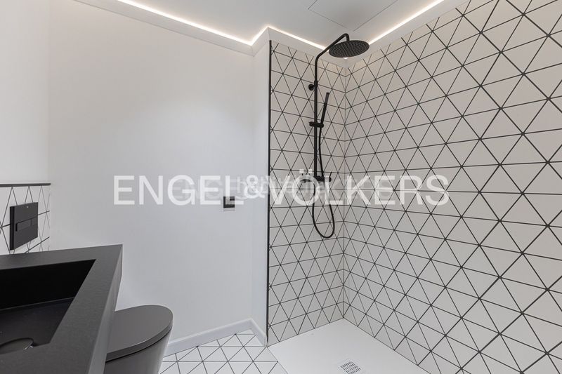 Foto 18c054ff-59bf-4c5f-891f-19bf3ad586a7. Pis amb calefacció a Raval Barcelona