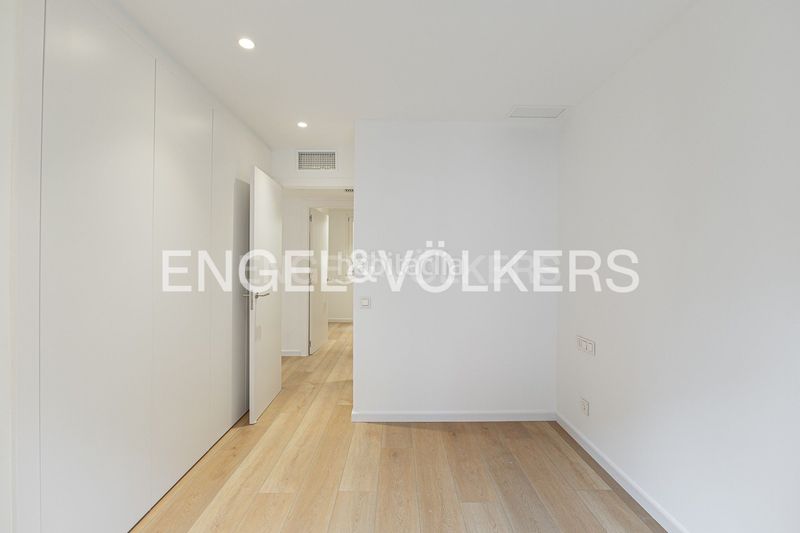 Foto 68b74afa-cde7-4cc3-90dc-f110e81e97b5. Pis amb calefacció a Raval Barcelona