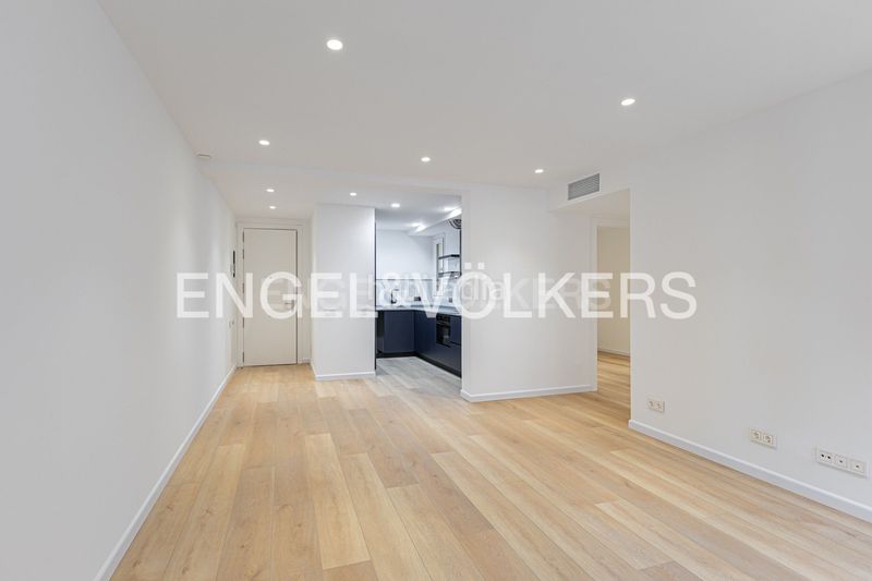 Foto 7e518453-a7e8-4da2-83a3-a02df7425365. Pis amb calefacció a Raval Barcelona