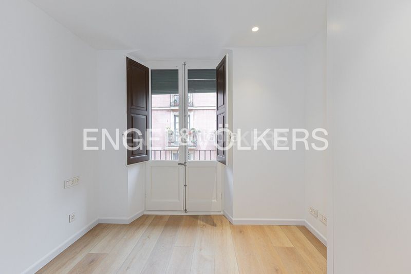 Foto db67f1dd-2373-43a3-acb8-569af5e5786a. Pis amb calefacció a Raval Barcelona