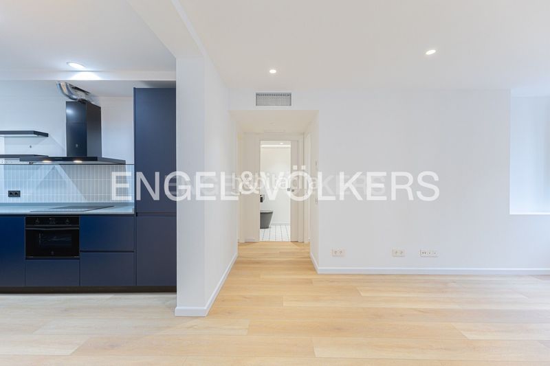 Foto fb8be535-bc94-4323-8124-632918dc49b5. Pis amb calefacció a Raval Barcelona