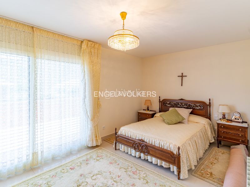 Foto 5cbe1540-2d4a-4657-b3a9-14ab00ac0ce7. Alquiler casa fantástica casa con vistas a mar y montaña en Argentona