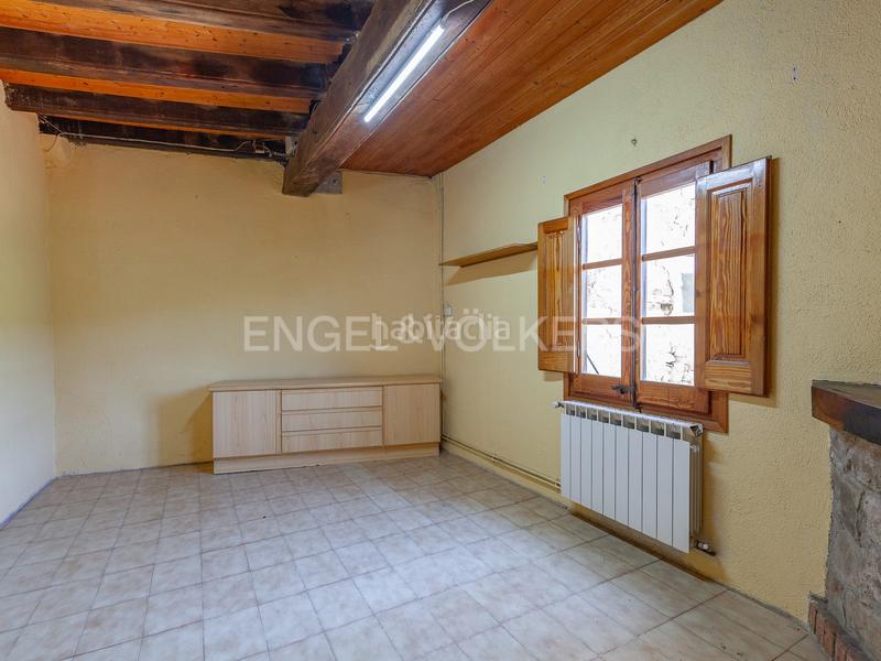 Foto 142d8fd6-9e6c-4ed3-b50d-9002fe645e91. Mas avec chauffage parking dans Nou de Berguedà (La)