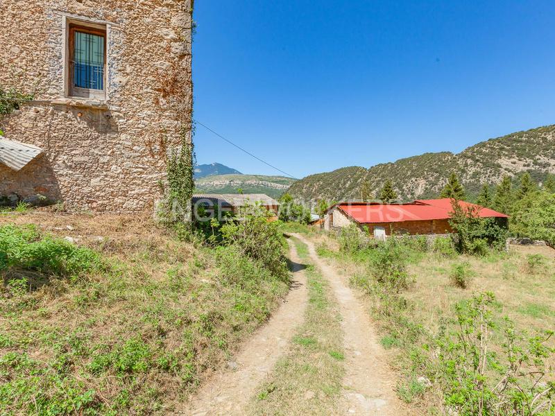 Foto 3047cb77-b7f7-42c1-88ad-99e91a7f0bbf. Mas avec chauffage parking dans Nou de Berguedà (La)