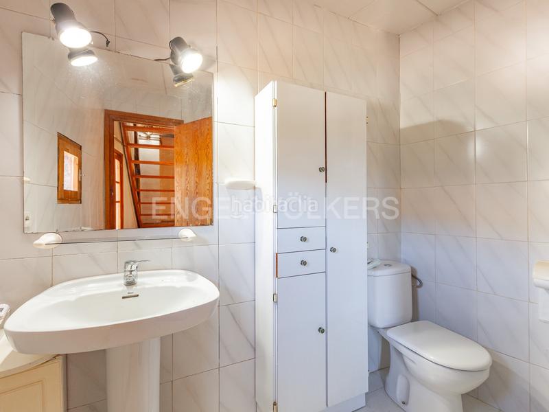 Foto 4ab89a98-8a3c-4aa5-bc3a-f1095e9be1a2. Mas avec chauffage parking dans Nou de Berguedà (La)