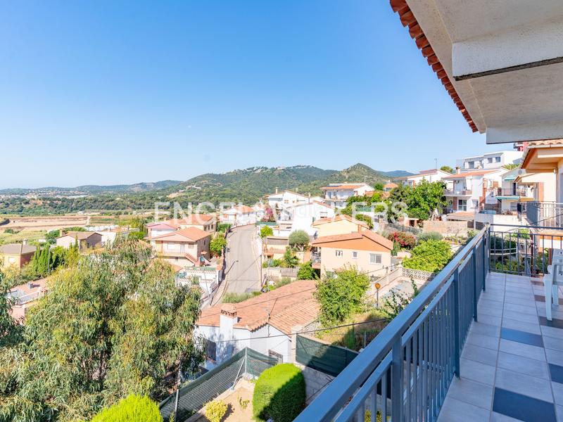 Foto 67757d55-d092-41d3-be95-c170feec7bcf. Maison avec chauffage parking dans Pinemar Pineda de Mar