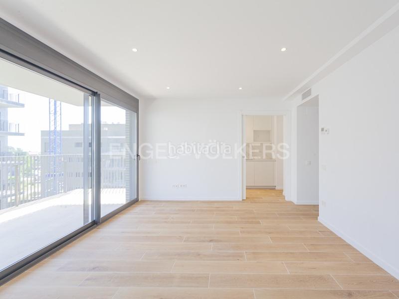 Foto 6a330853-cfa3-4245-a205-e6c0c1cd3b91. Location appartement avec chauffage parking piscine dans Esplugues de Llobregat