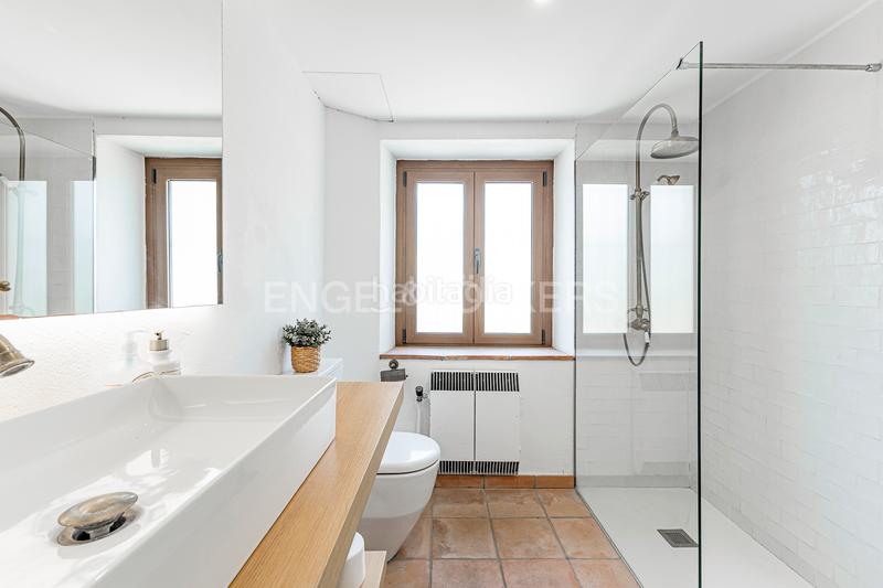 Foto 68fd52e1-5046-4a2f-ab3b-7a4f3d7b2460. Casa con riscaldamento parcheggio piscina in Niàgara Parc -Àgora Parc Tordera