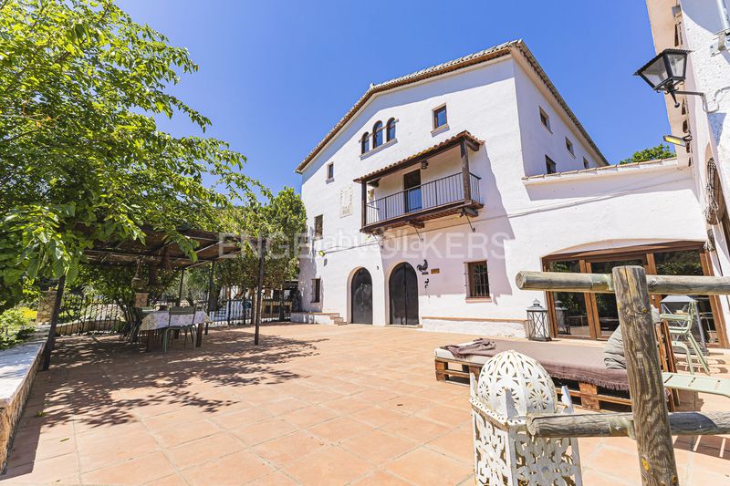 Foto 1d297063-9ca9-4843-a196-62ef50484e5f. Casa amb calefacció aparcament piscina a Niàgara Parc -Àgora Parc Tordera