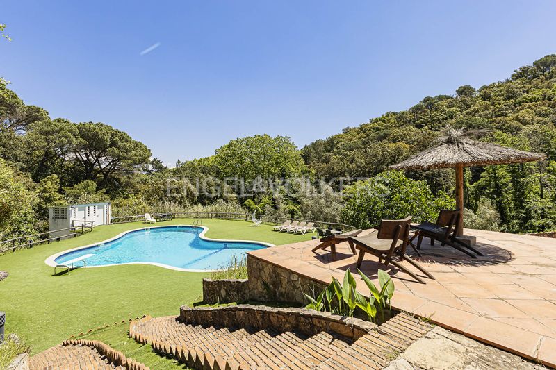 Foto 1e91263e-2237-4d9f-9ebc-49a497d562ee. Casa amb calefacció aparcament piscina a Niàgara Parc -Àgora Parc Tordera
