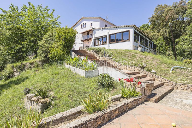 Foto 23de6474-3c42-405c-8aa1-8d3938ef8f30. Casa amb calefacció aparcament piscina a Niàgara Parc -Àgora Parc Tordera