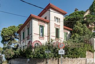 Masia a Vallvidrera - Tibidabo - Les Planes. Preciosa villa modernista en el tibidabo