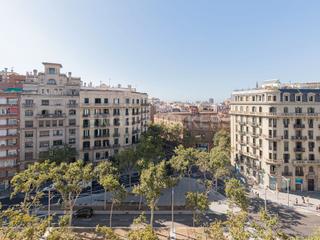 Appartement à Dreta de l´Eixample. Piso a estrenar con vistas a sagrada familia