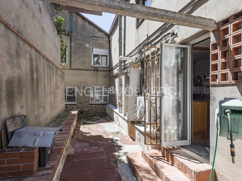 Foto 16f5b605-30b3-4d5a-9e68-3dc40707ac89. Casa amb calefacció aparcament piscina a Sant Genís dels Agudells Barcelona