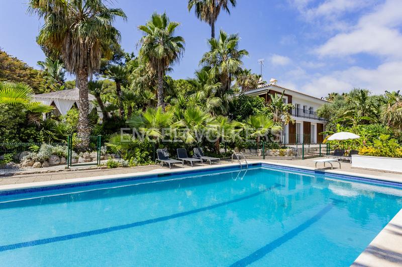 Foto 135d6134-ae4c-443a-9c2c-792b4c8eb284. Casa con riscaldamento parcheggio piscina in Roda de Barà