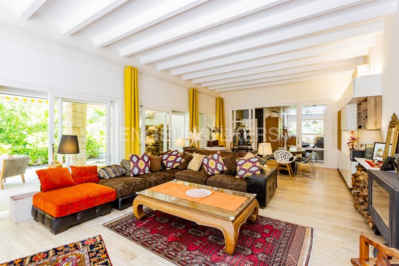 Foto 45fe6e1e-7b83-49cd-99c2-3c8d6b88a576. Casa con riscaldamento parcheggio piscina in Roda de Barà