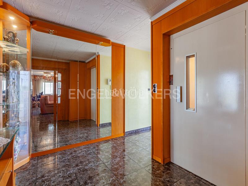 Foto 3dbc0687-e4b2-4efc-8c49-e81ed3743af1. Casa  4 vientos unifamiliar con piscina y vistas inmejorables. en Terrassa