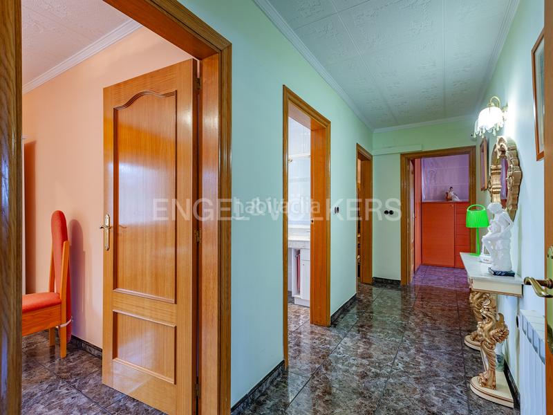 Foto 4d3385c7-5c2f-4643-8c2b-ee60b3bae192. Casa  4 vientos unifamiliar con piscina y vistas inmejorables. en Terrassa