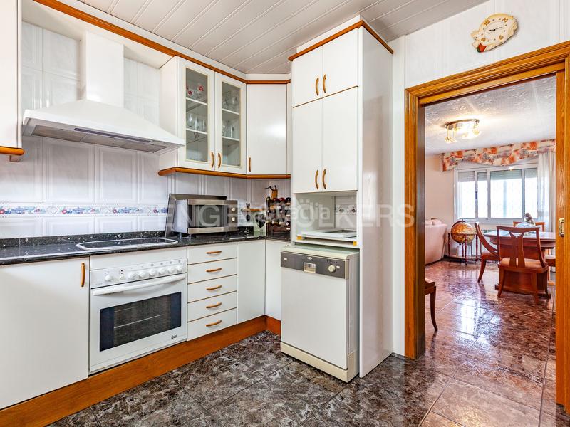 Foto 6581ee31-bc24-474c-ba4e-6fc86afc4a93. Casa  4 vientos unifamiliar con piscina y vistas inmejorables. en Terrassa