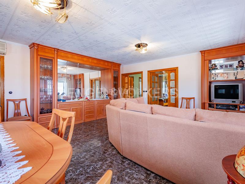 Foto 6984e7b0-0360-4ef1-9b7b-76889fa66e9b. Casa  4 vientos unifamiliar con piscina y vistas inmejorables. en Terrassa