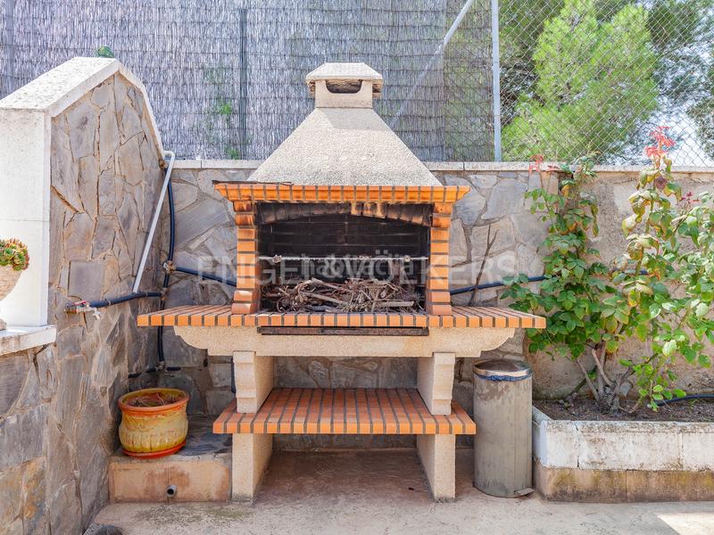 Foto 825ca020-5cc0-4209-bc3c-b9e4fc975fa6. Casa  4 vientos unifamiliar con piscina y vistas inmejorables. en Terrassa