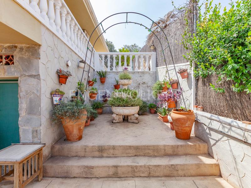 Foto 8a3d2c9b-13da-4a3f-a3da-a204caad73f1. Casa  4 vientos unifamiliar con piscina y vistas inmejorables. en Terrassa