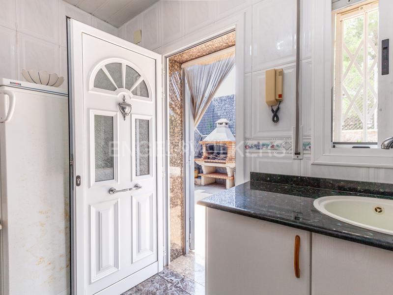 Foto 8cb371d9-8b21-4df0-97f6-66e799125c43. Casa  4 vientos unifamiliar con piscina y vistas inmejorables. en Terrassa