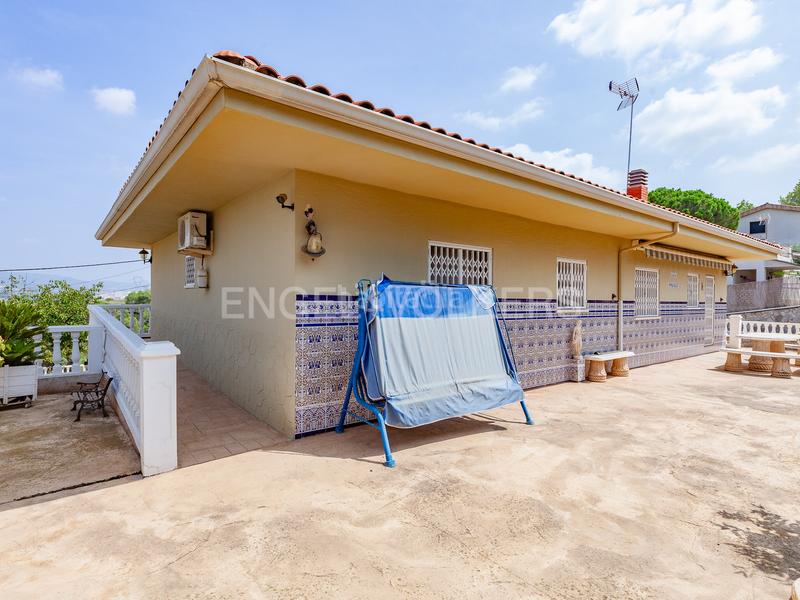 Foto dd607449-5c03-4085-b7aa-4d48c5fe4c59. Casa  4 vientos unifamiliar con piscina y vistas inmejorables. en Terrassa