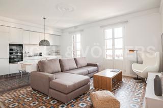 Lloguer Apartament a Raval. Piso nuevo junto a plaza universidad