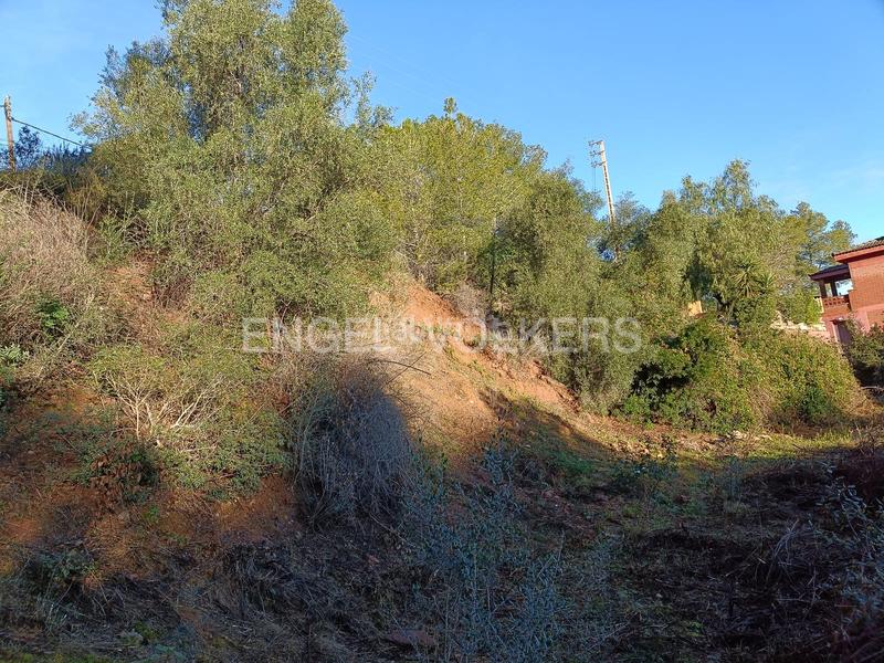 Foto 331e8d52-3aea-424d-a66d-8340bf37fdb2. Wohngrundstück in Cervelló