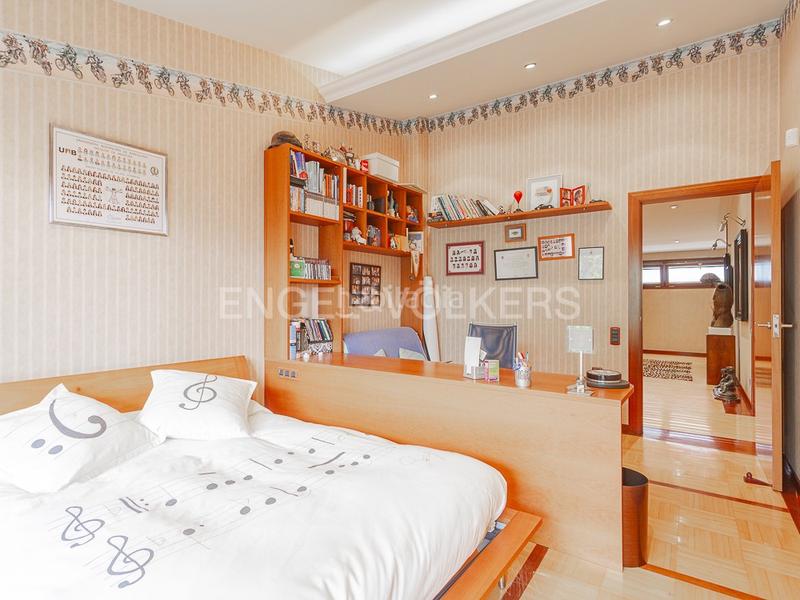 Foto 064fb4cf-b8e9-4baa-a18c-addae041fab5. Casa con riscaldamento parcheggio piscina in Calella