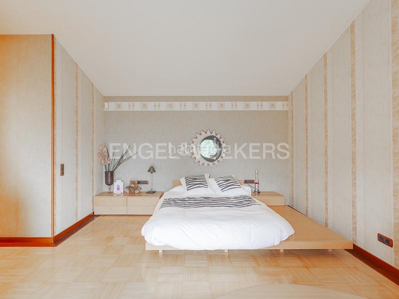 Foto 0c4b49a5-1b1d-4be7-8523-b9ab6118f0bd. Casa con riscaldamento parcheggio piscina in Calella