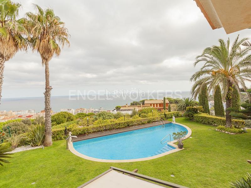 Foto 182aab19-fc79-48e8-93b4-4daa37a174d4. Casa con riscaldamento parcheggio piscina in Calella