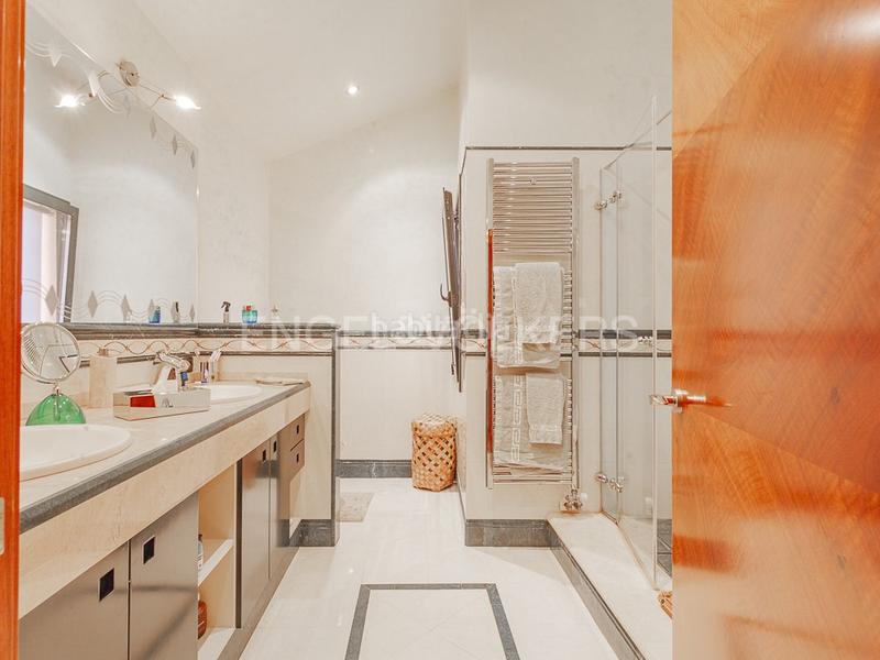 Foto 25ae5c40-f861-476f-b298-9d77aac83051. Casa con riscaldamento parcheggio piscina in Calella