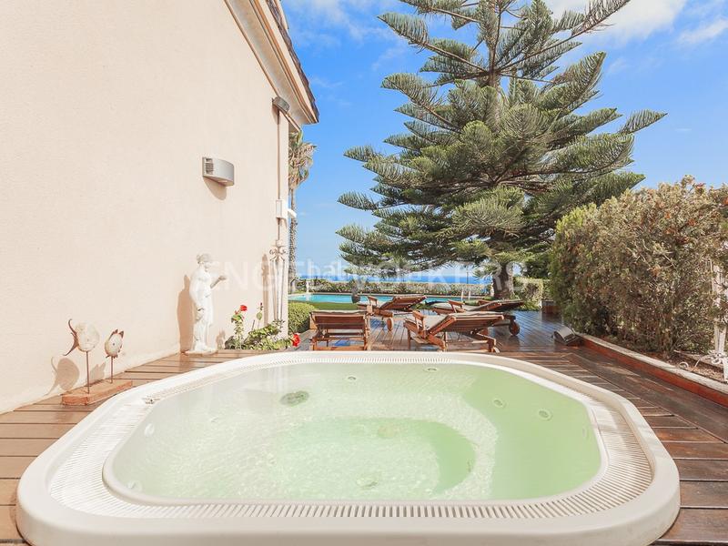 Foto 4b8c278f-15ec-42b2-8b1e-707907c68f31. Casa con riscaldamento parcheggio piscina in Calella