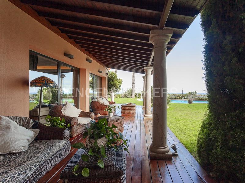 Foto 53890da8-1d9f-4de0-ac8d-d860928b6ab6. Casa con riscaldamento parcheggio piscina in Calella