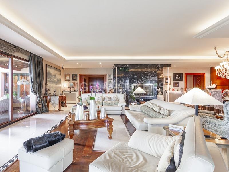 Foto 60d93dfa-5dd3-4225-91e6-501ee4fc0849. Casa con riscaldamento parcheggio piscina in Calella