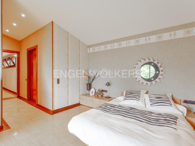 Foto 8b148a0d-1d96-407a-86b4-ceec36040930. Casa con riscaldamento parcheggio piscina in Calella